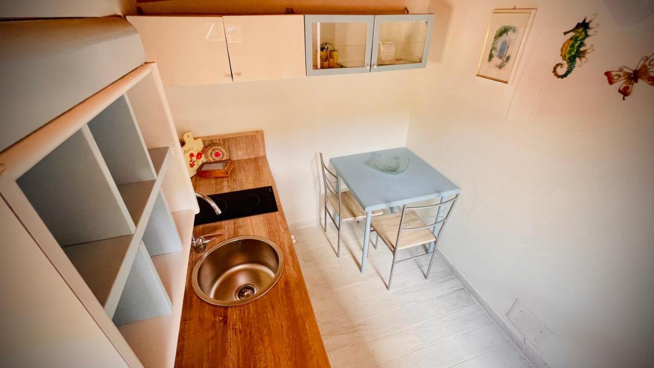 Casa Vacanza Gelsomino Кала-Гононе Экстерьер фото
